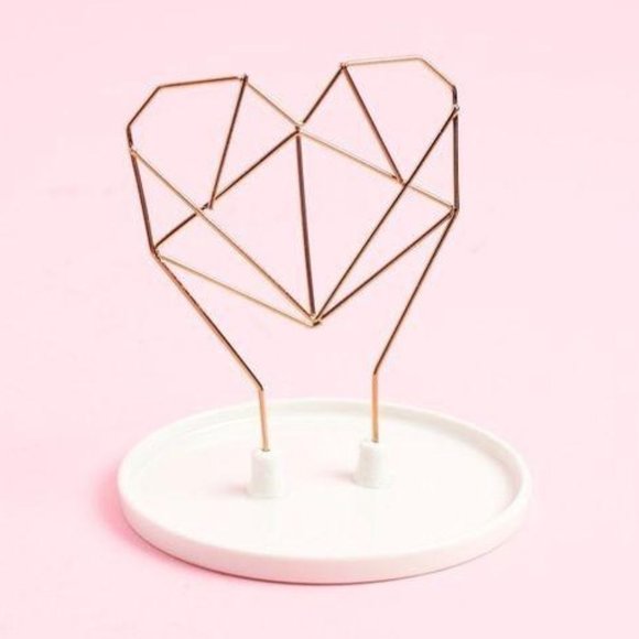 IMM Living Coxet Wire Heart Jewelry Holder - Picture 2 of 11